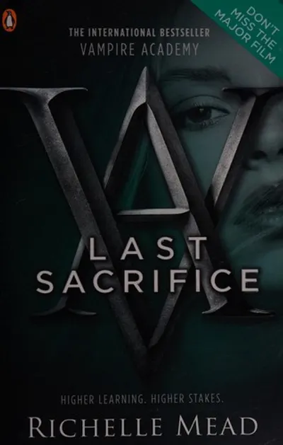 Last Sacrifice by Richelle Mead, book cover